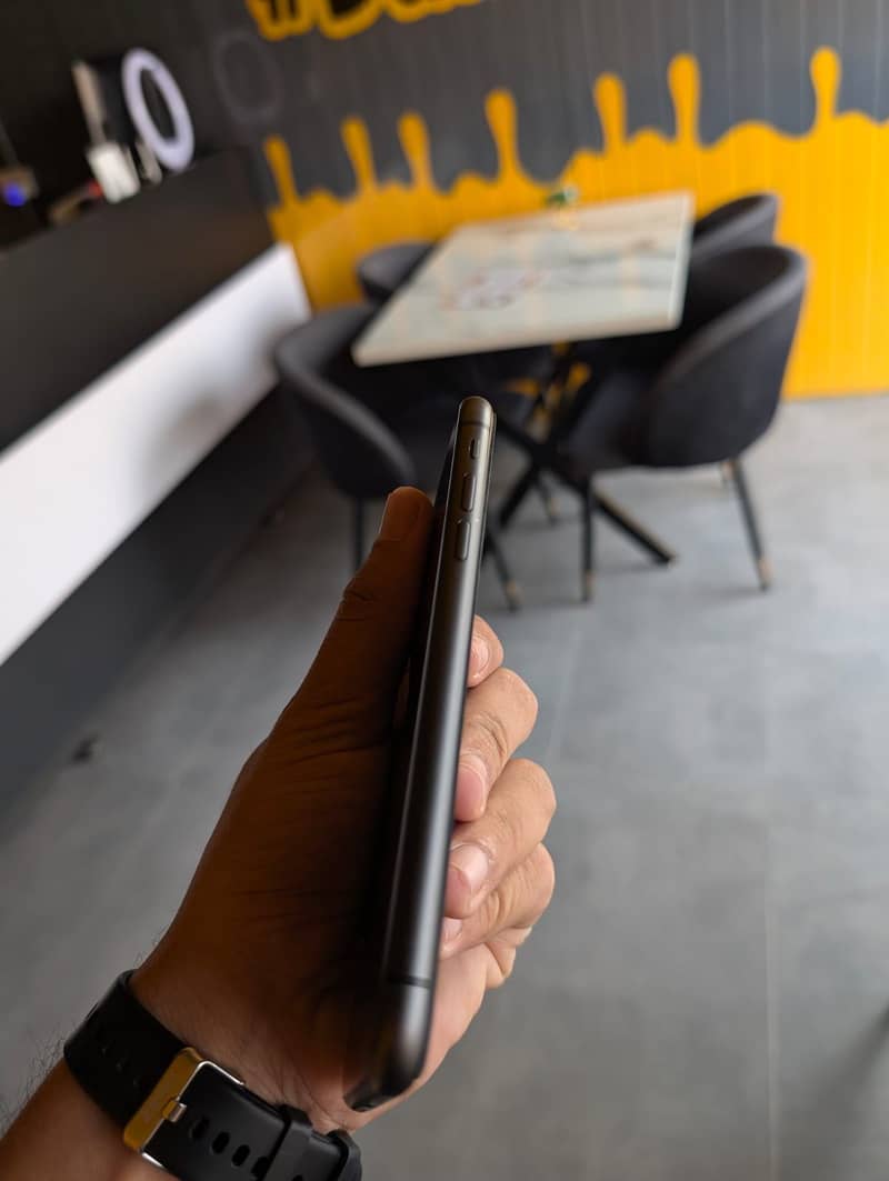iPhone 4