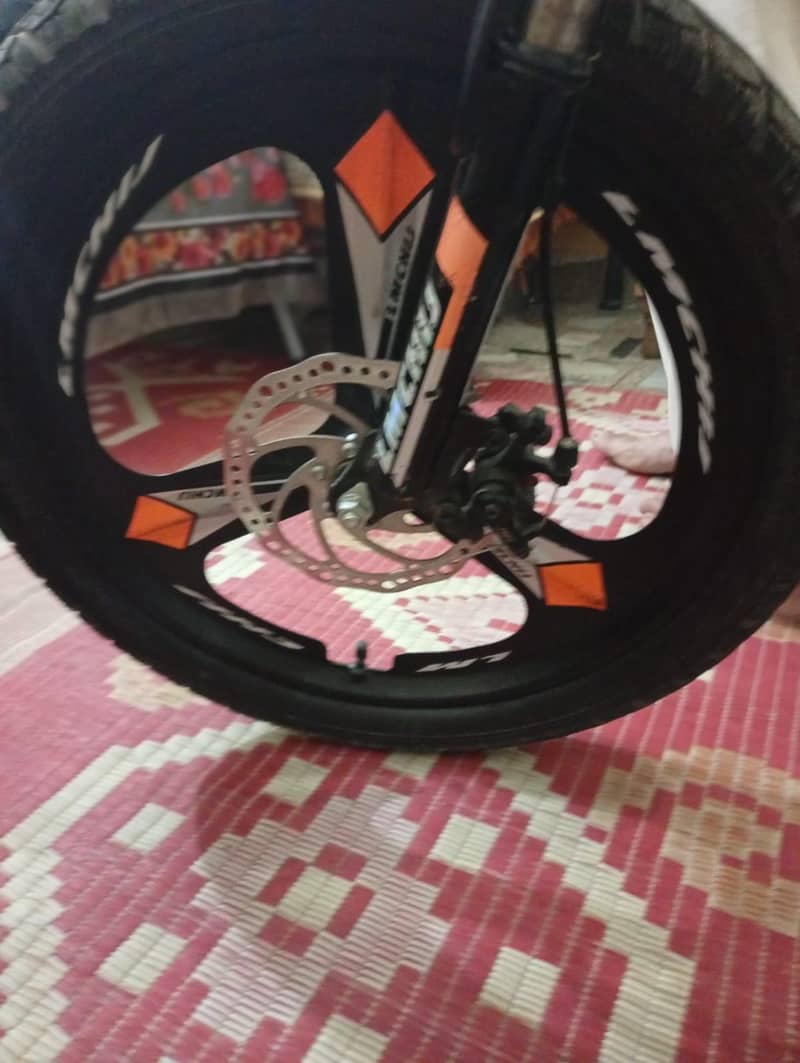 ( LMCHIJ ) CYCLE 2