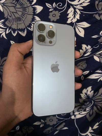 IPHONE 13 Pro Max 256Gb. Factory Unlocked. 4Months Sim Time available