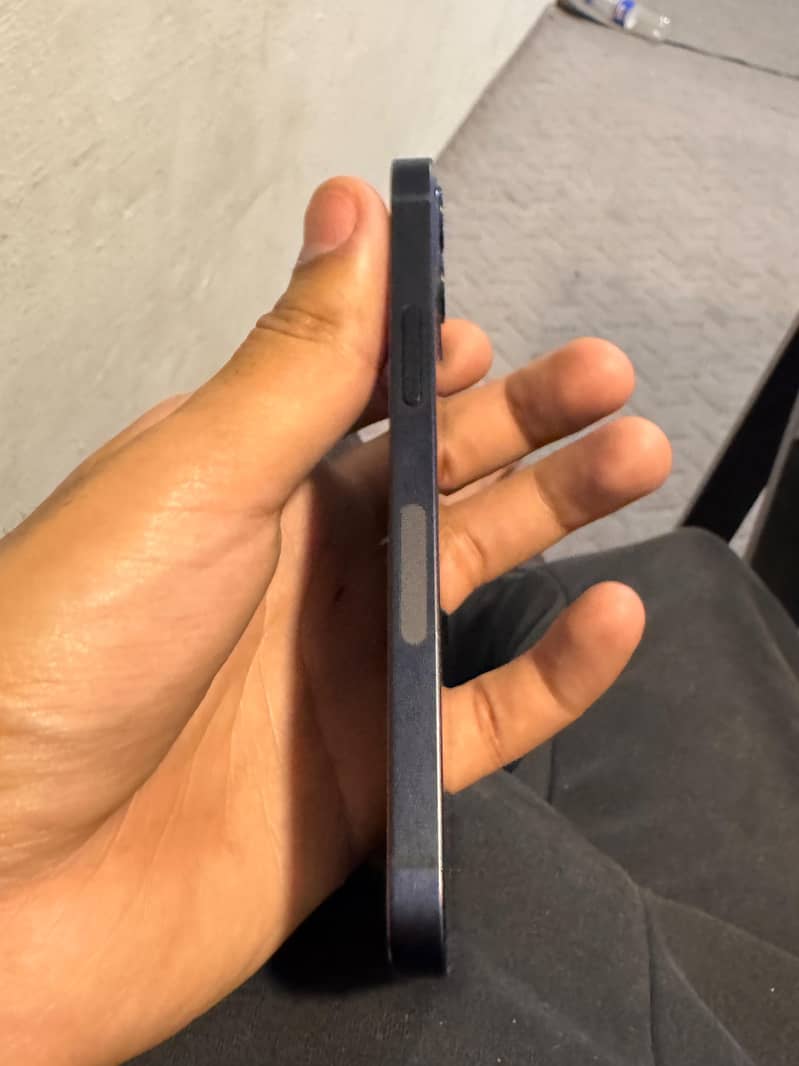 iPhone 12 mini 7