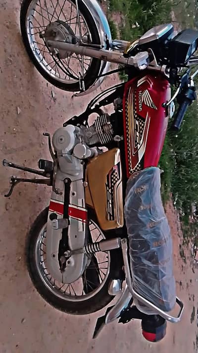Honda CG 125 2025 gold edition unregistered/contact: 03332344572