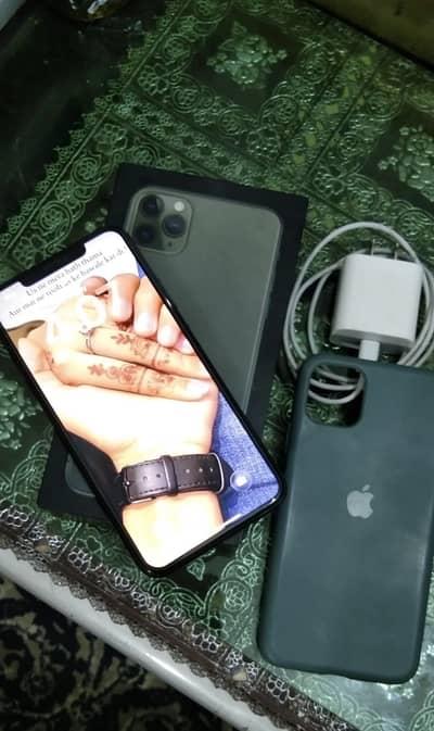 Iphone 11promax 256gb official dual sim pta approved condition 10by9