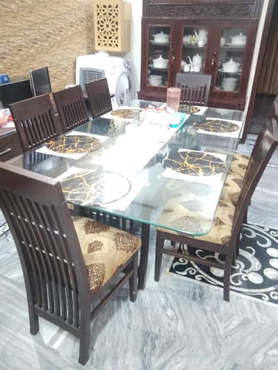 *Dining Table with 8 Chairs – Urgent Sale! *
