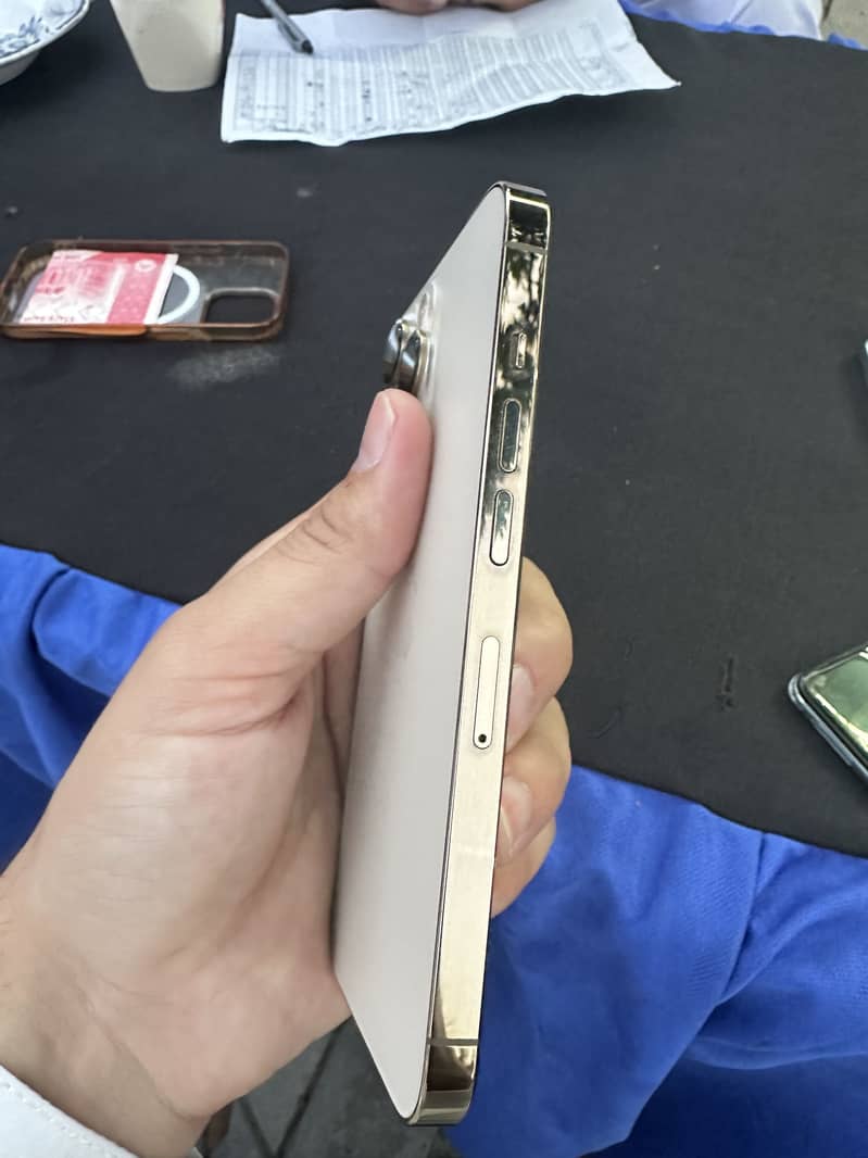 Iphone 13 pro 1