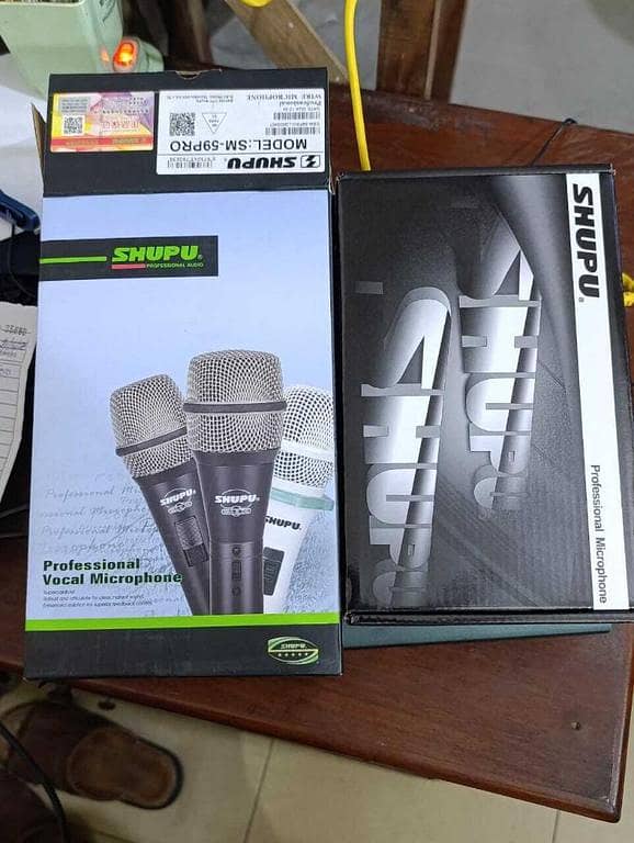 SHUPU Microphone with 6 Meter Cable Length Legendary Vocal Microphone