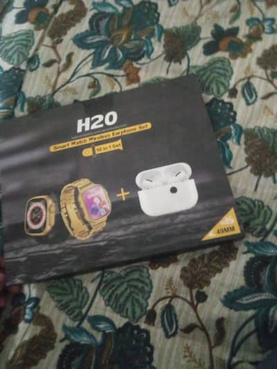 y smart watch srif 3 month chalai hi