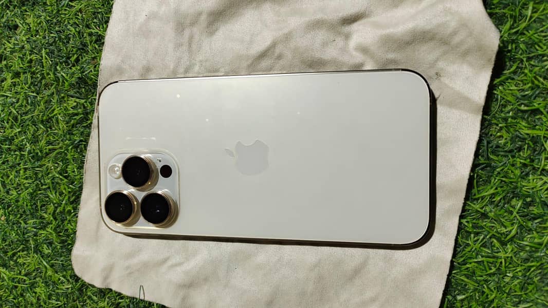 Iphone 14 pro max 6