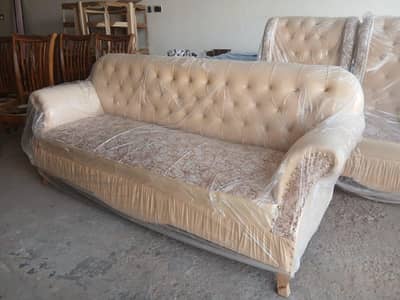 Cream royal tufted sofa set