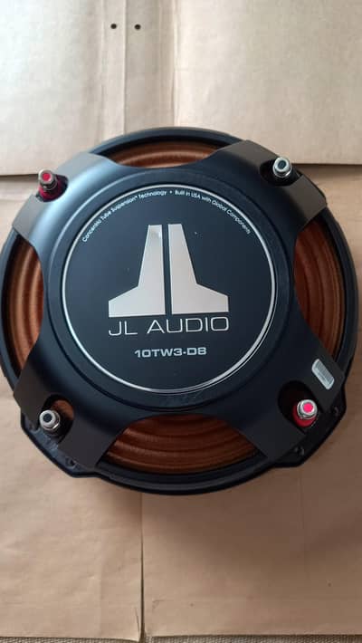 Original imported branded Geniune American JL Audio D8 Subwoofer Heavy