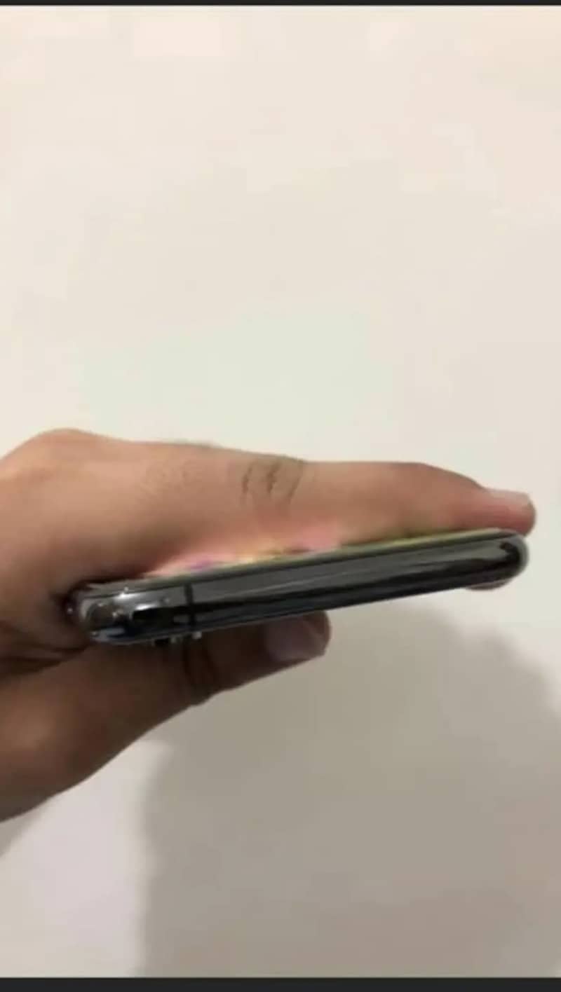 Apple iPhone X 0