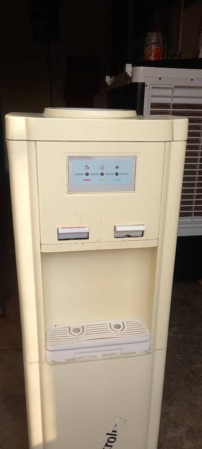 Electrolux Water dispensor