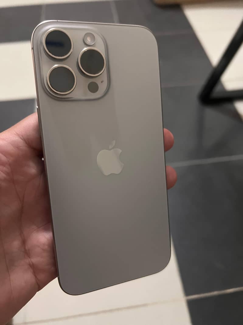 Iphone 16 Pro Max 0