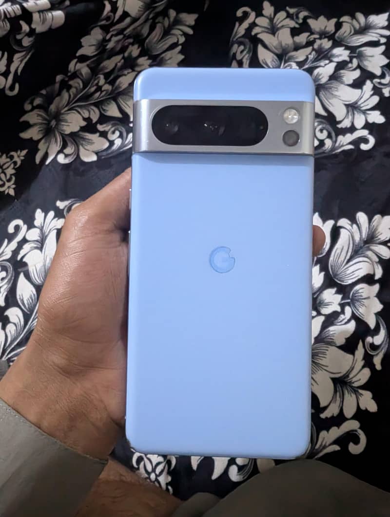 Google Pixel 8 Pro 1