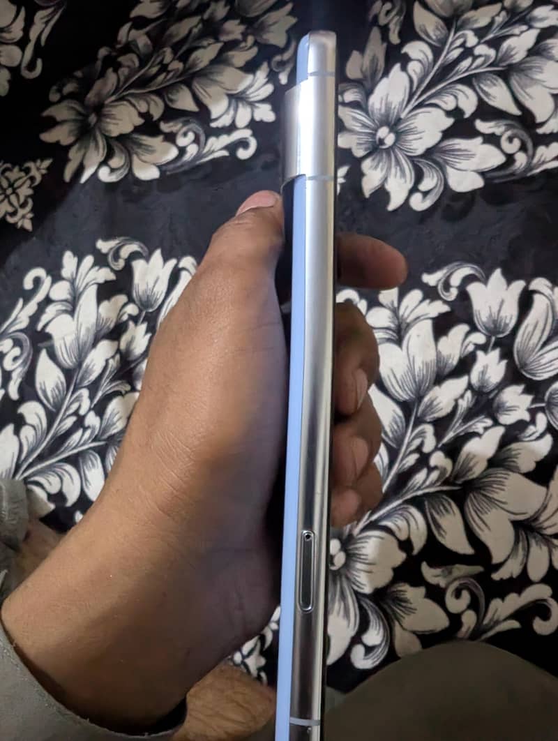Google Pixel 8 Pro 3