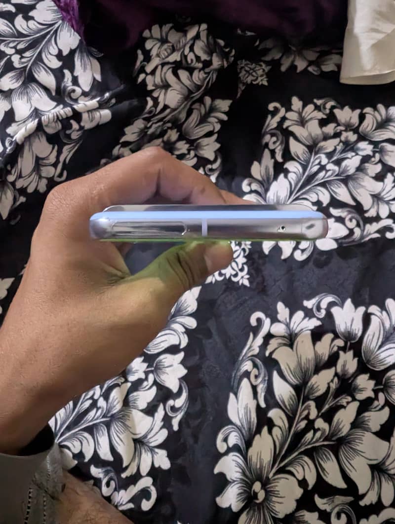 Google Pixel 8 Pro 5