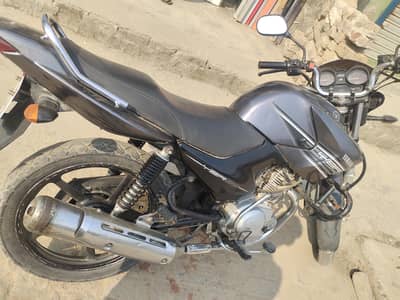 Yamaha ybr 125 16model