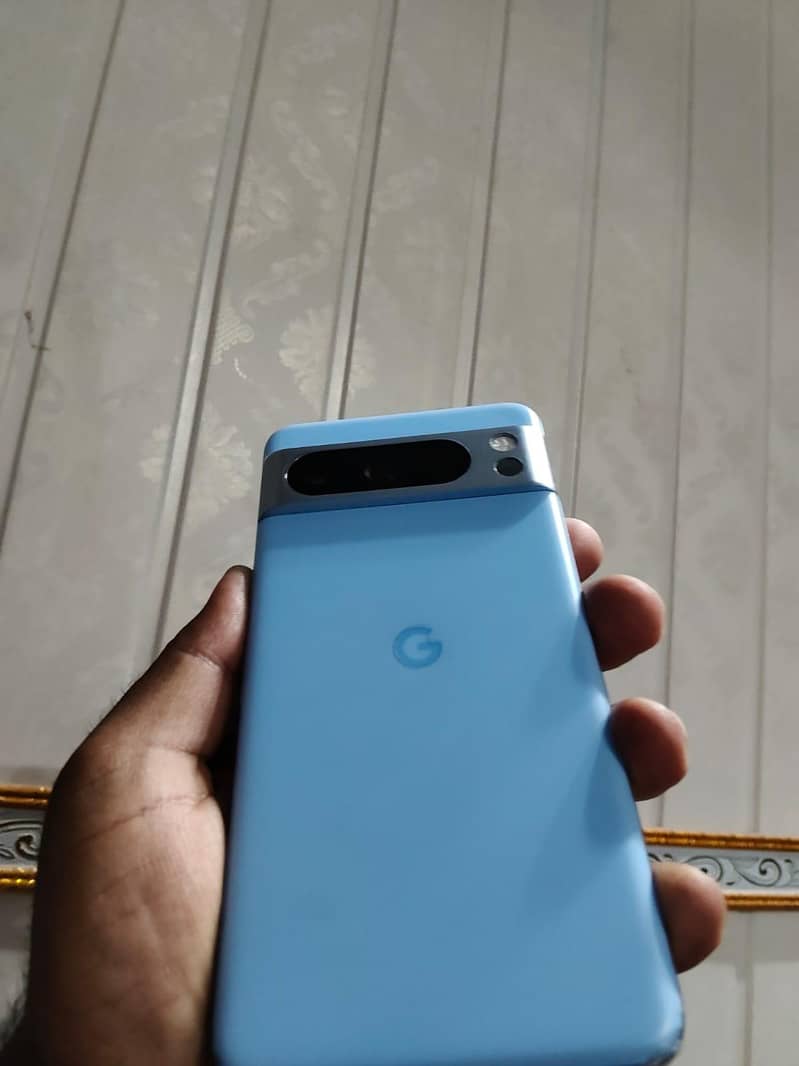 Google Pixel 8 Pro 3