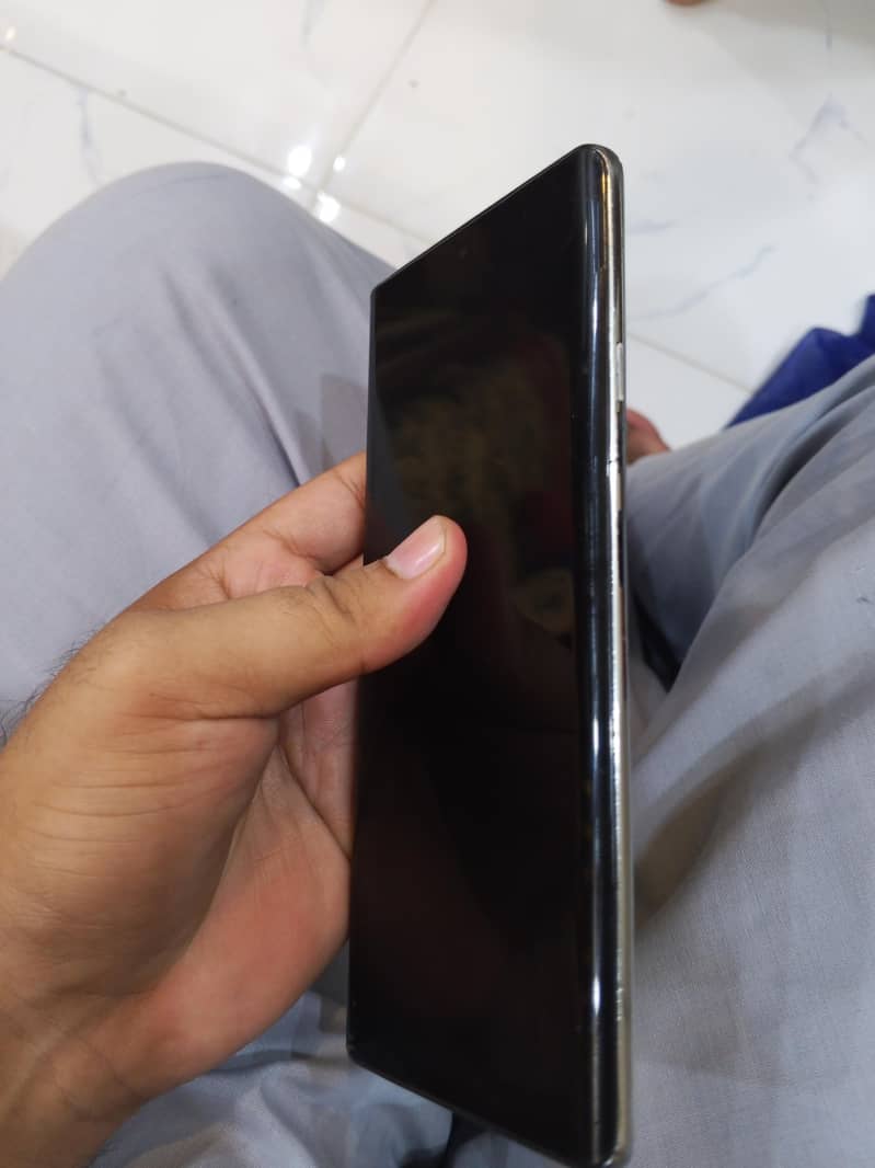 Tecno Camon 40 pro 2