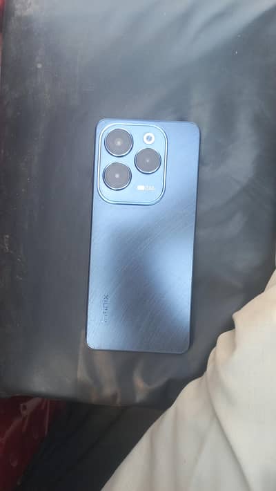 Infinix hot 40 pro