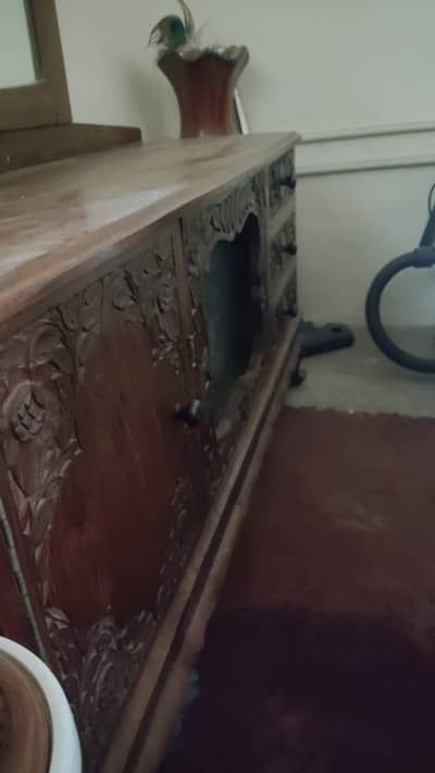 Full chinioti lakri used dressing table