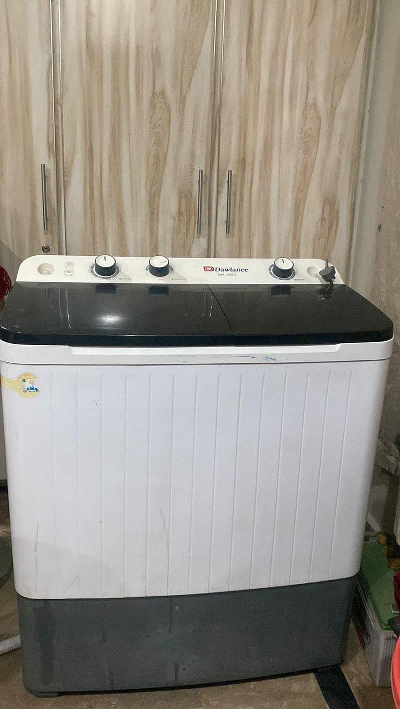 dawlance machine almost new 0