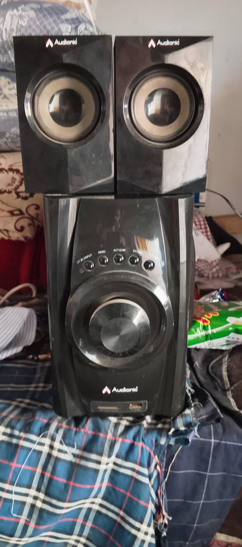 Bluetooth speaker 0