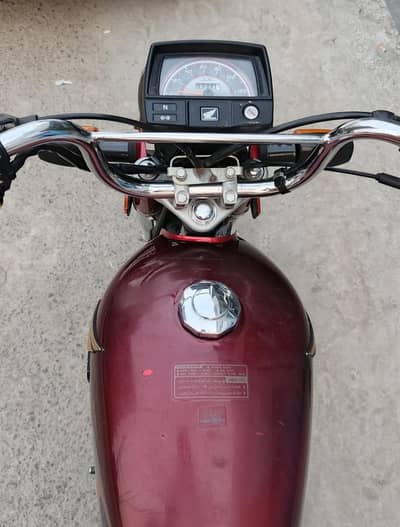 CD70 Bike