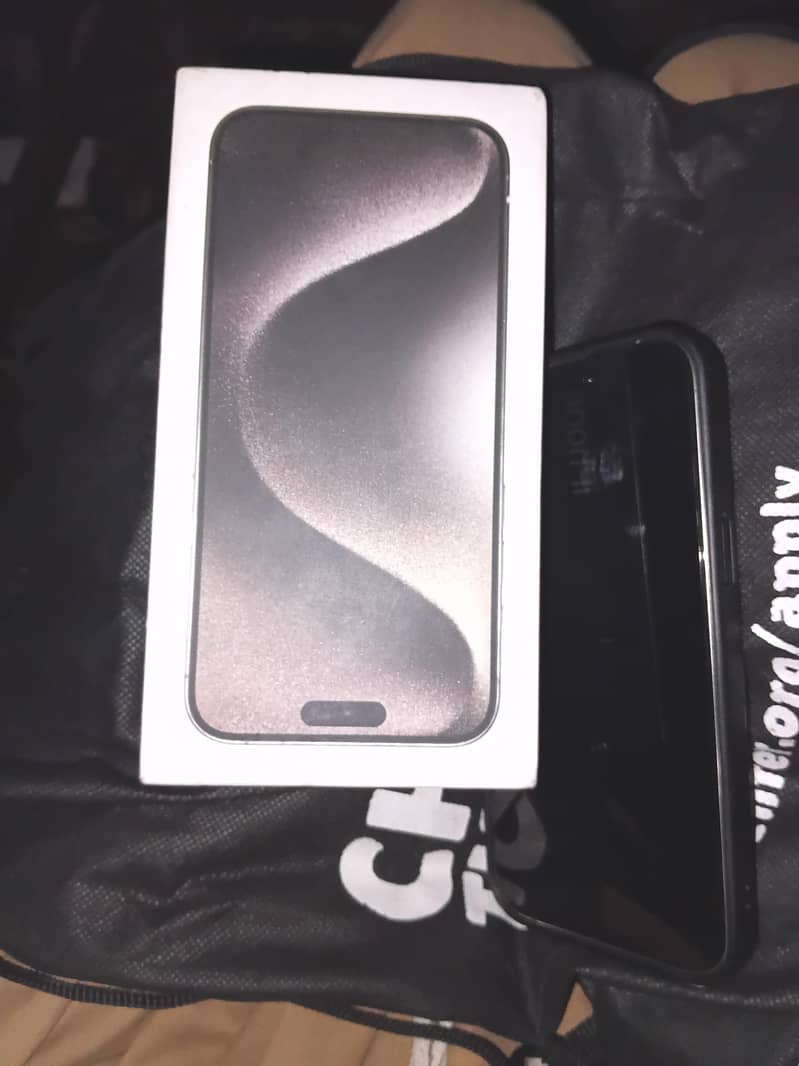 Iphone 15 pro max 1