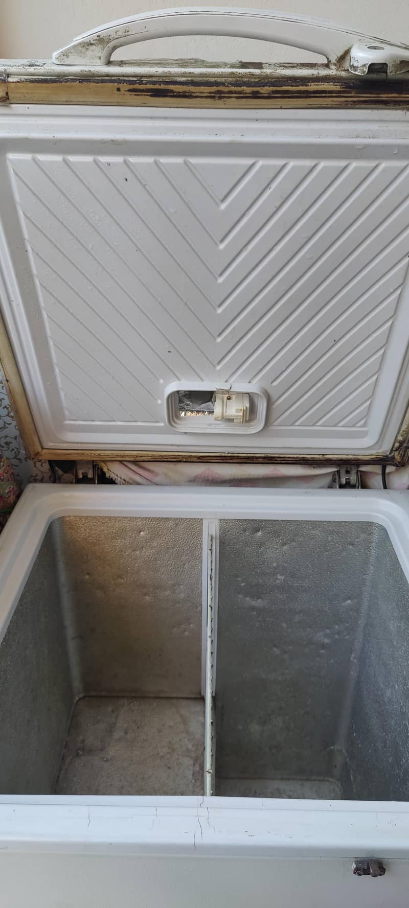Dawlance Deep Freezer 1