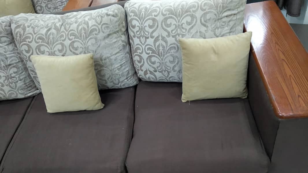 7 seater sofa 1