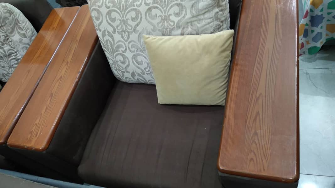 7 seater sofa 3