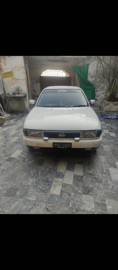nissan sunny 10/10 condition contact only WhatsApp