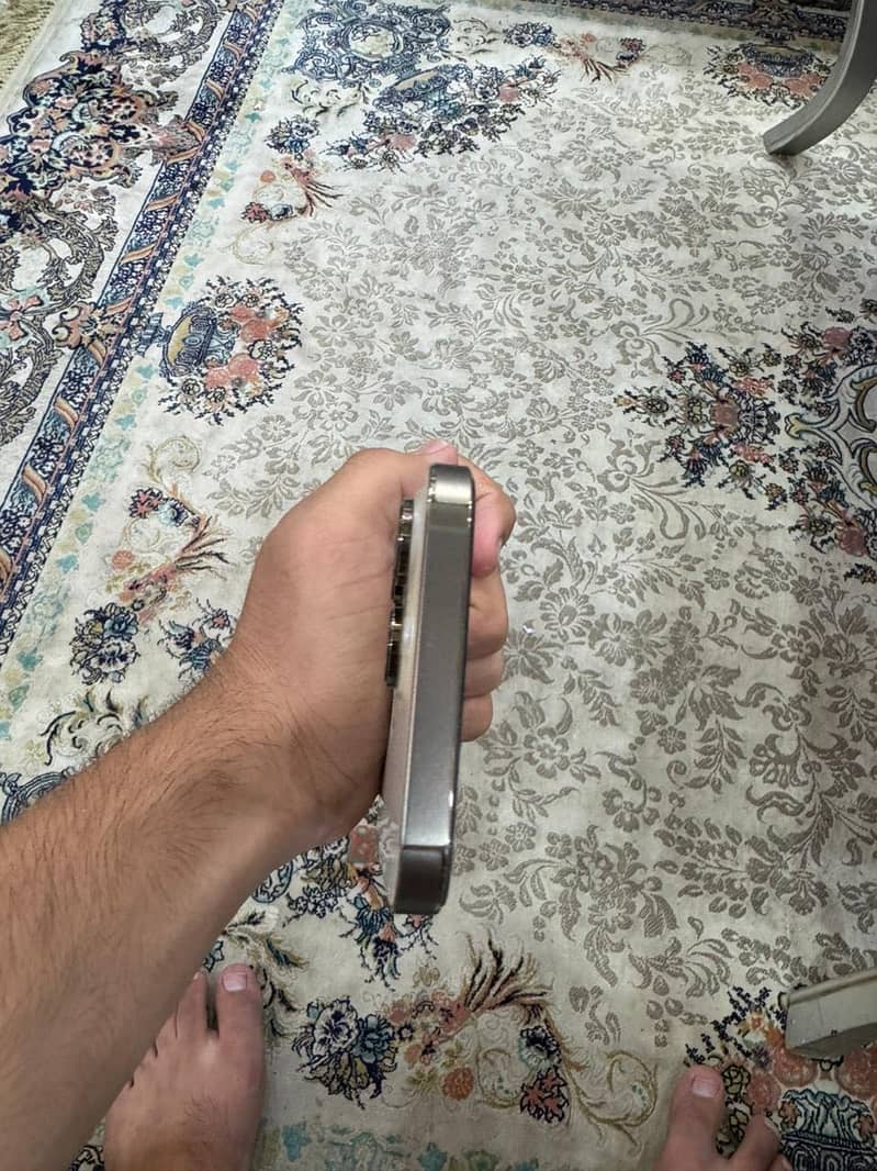 Iphone 14 pro max 4