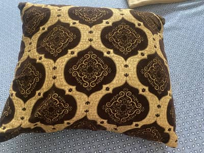 New cushions with extra suade covers
