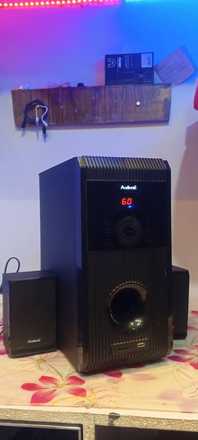 Audionic Woofer Speaker Woofer sound Only 1 Month Use howa hai
