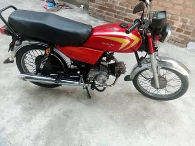 AISA hero, CD 70 bike, registration Karachi Karachi ka number hai,