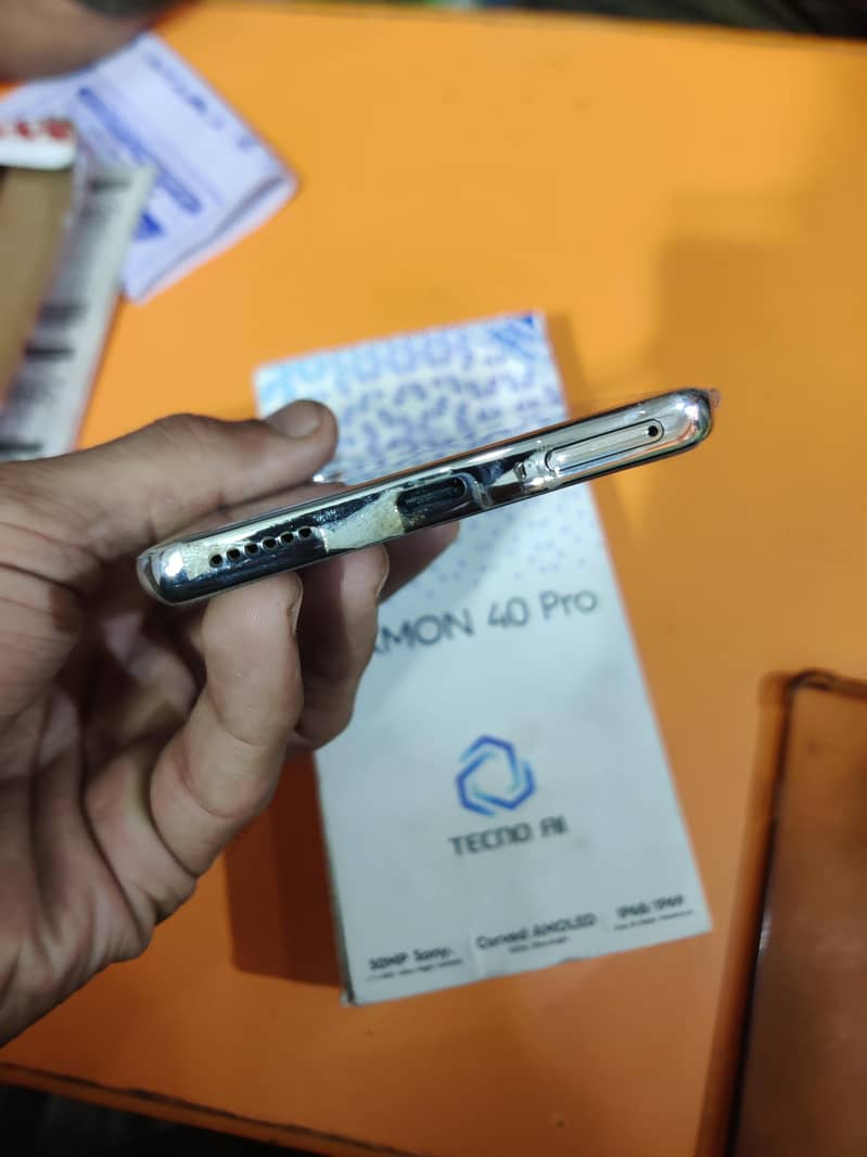 Camon 40 Pro 2