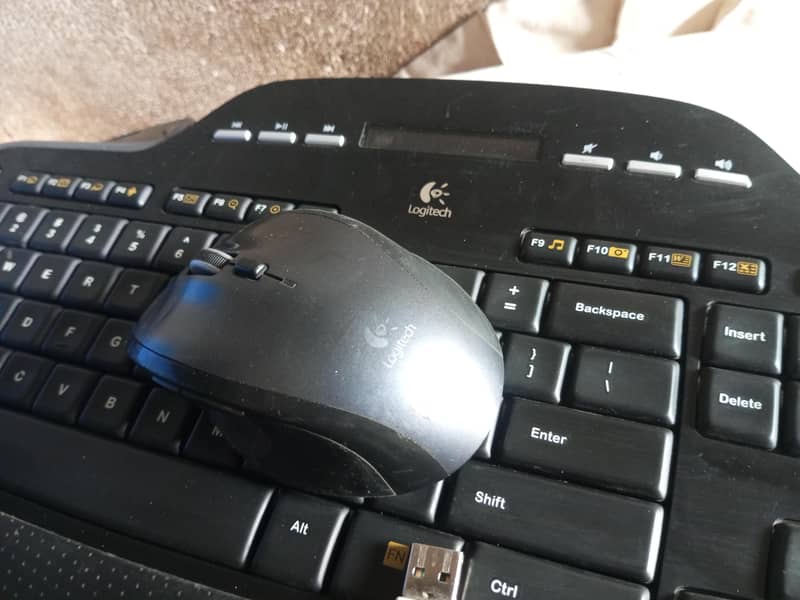 Wireless Keyboard & Mouse 7