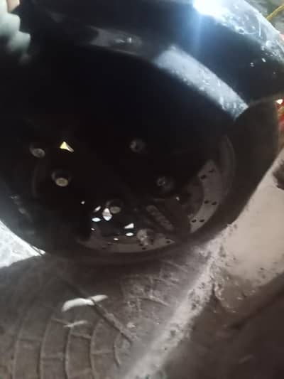 in good condition price can be bargane