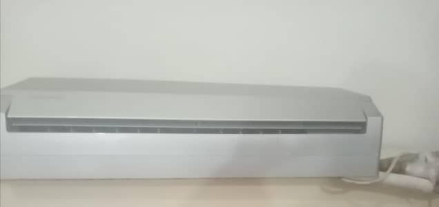 Gree Ac in Good condition