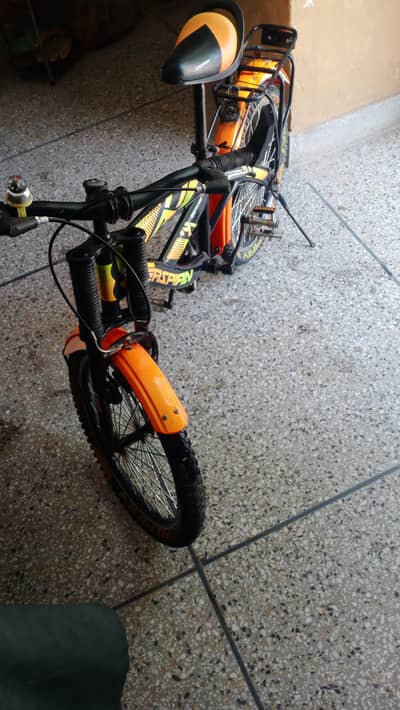 important cycle & Almost good condition.