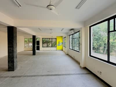 Prime Location Spacious 5000 Square Feet Separate Office Space In I-9 Ideal For Corporate Use