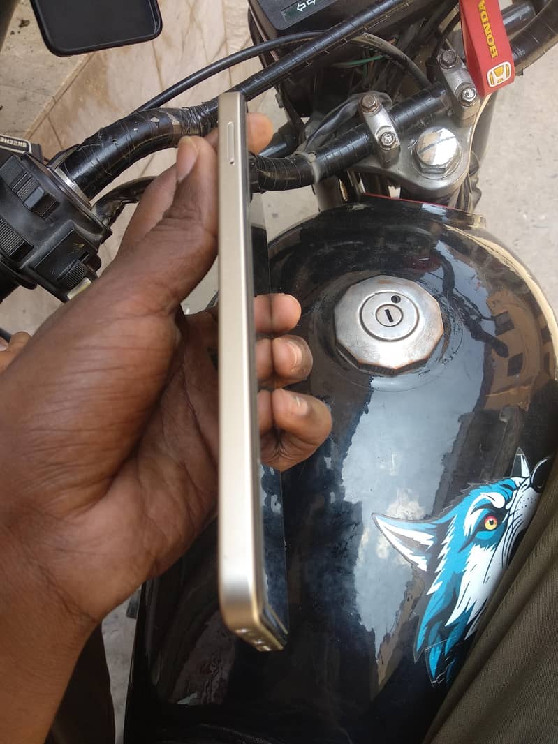 itel A100C 5