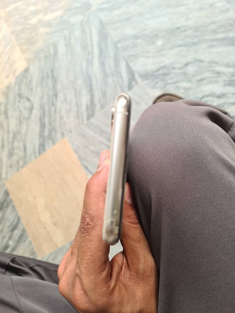iphone xs max 6