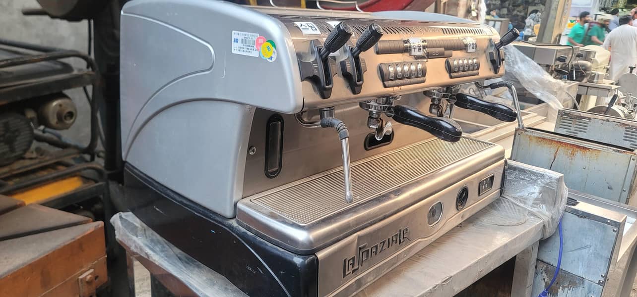 coffee machine / espresso machine 2