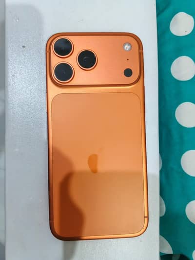 iphone 17 pro max JV 256gb 100 health cycle count  83 condition 10/10