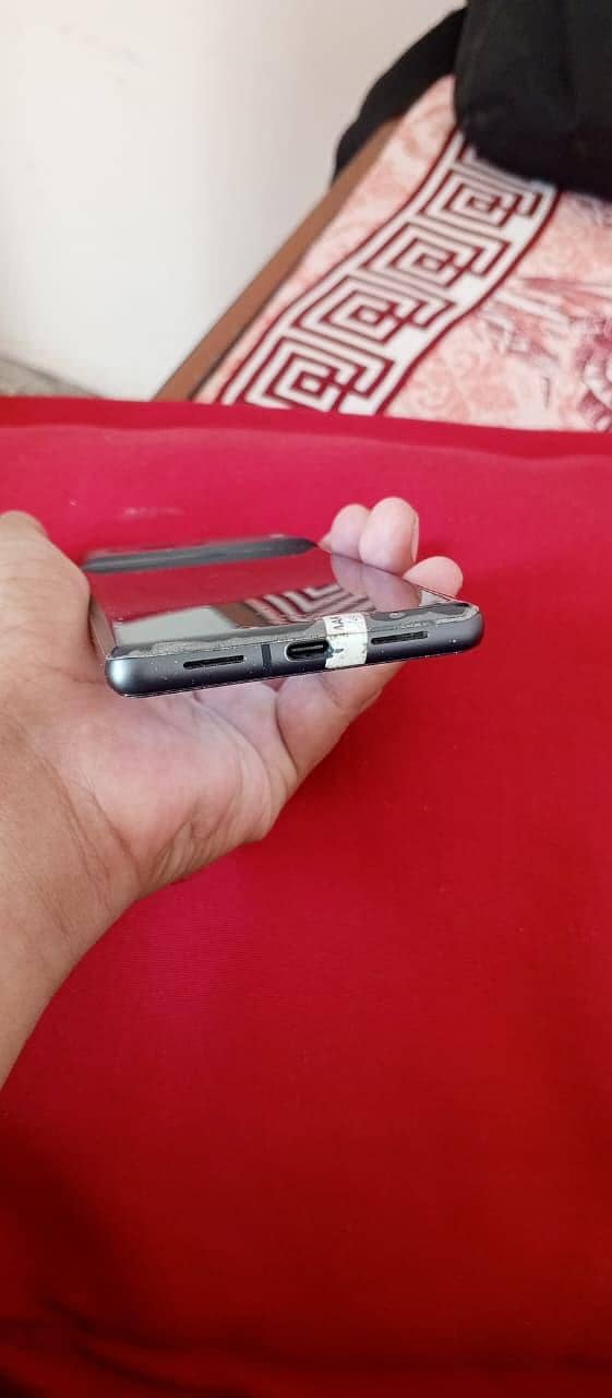 Google pixel 7 4
