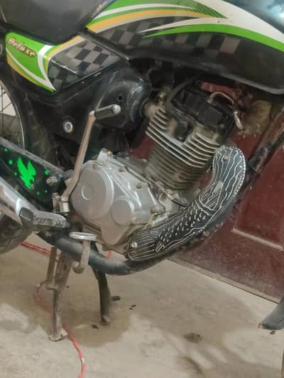 125 deluxe