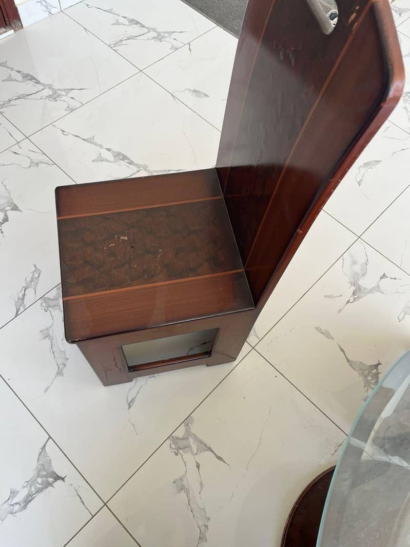 4 Seater Dining Table 3