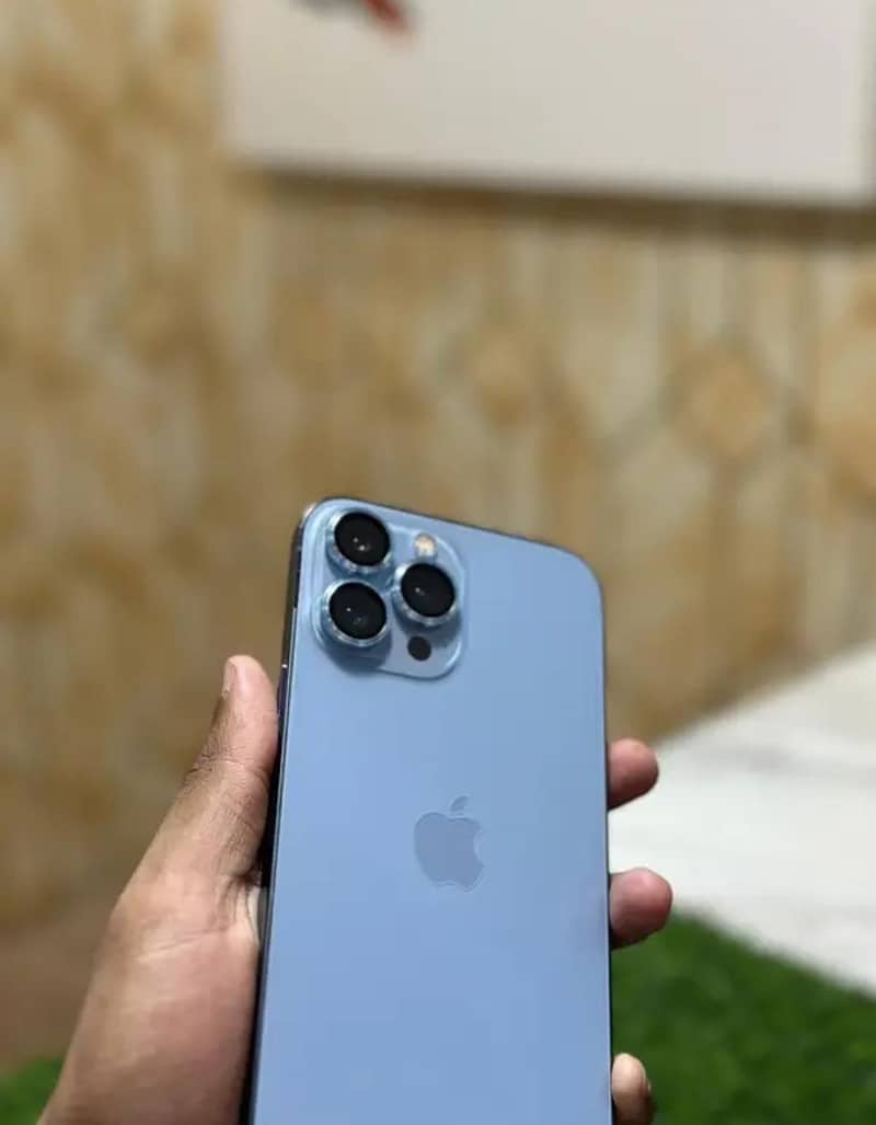 Iphone 13 pro max 1